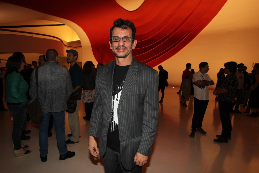 O idealizador e diretor executivo da MITsp Guilherme Marquesna na abertura de sua terceira edição no Auditório Ibirapuera - Foto: Sergio Castro/Divulgação/Auditório Ibirapuera