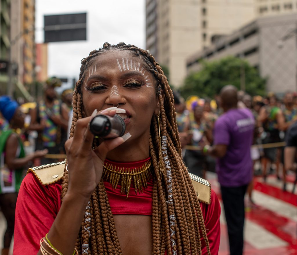 Carnaval De Bh Bloco Afro Angola Janga Supera Tensão Com Multidão Negra Blog Do Arcanjo 4131