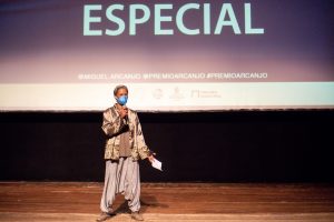 Beth Beli, fiundadora do bloco Ilu Obá De Min, vencedor em Especial no Prêmio Arcanjo de Cultura 2021 no Theatro Municipal de São Paulo - Foto Edson Lopes Jr. - Blog do Arcanjo