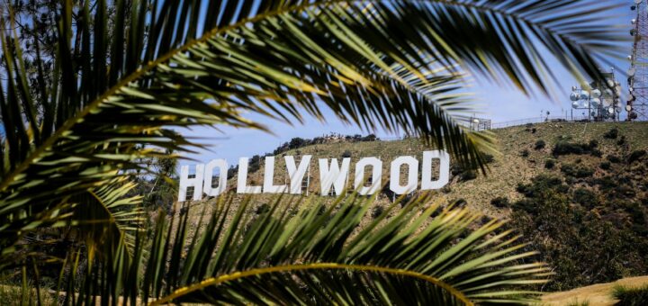 hollywood sign